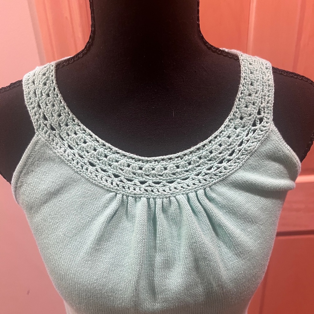 LOFT Crochet Trim Soft Stretch Knit Sleeveless Top Pastel Mint Green Cottage S - Picture 2 of 12